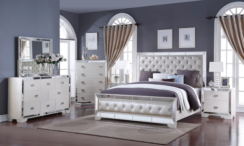 Bella Studios Discount Furniture | 150 Main St, Hempstead, NY 11550, USA | Phone: (516) 280-7540