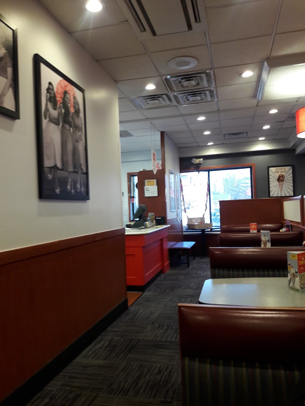 Friendlys | 412 Crain Hwy, Glen Burnie, MD 21061, USA | Phone: (410) 768-4910