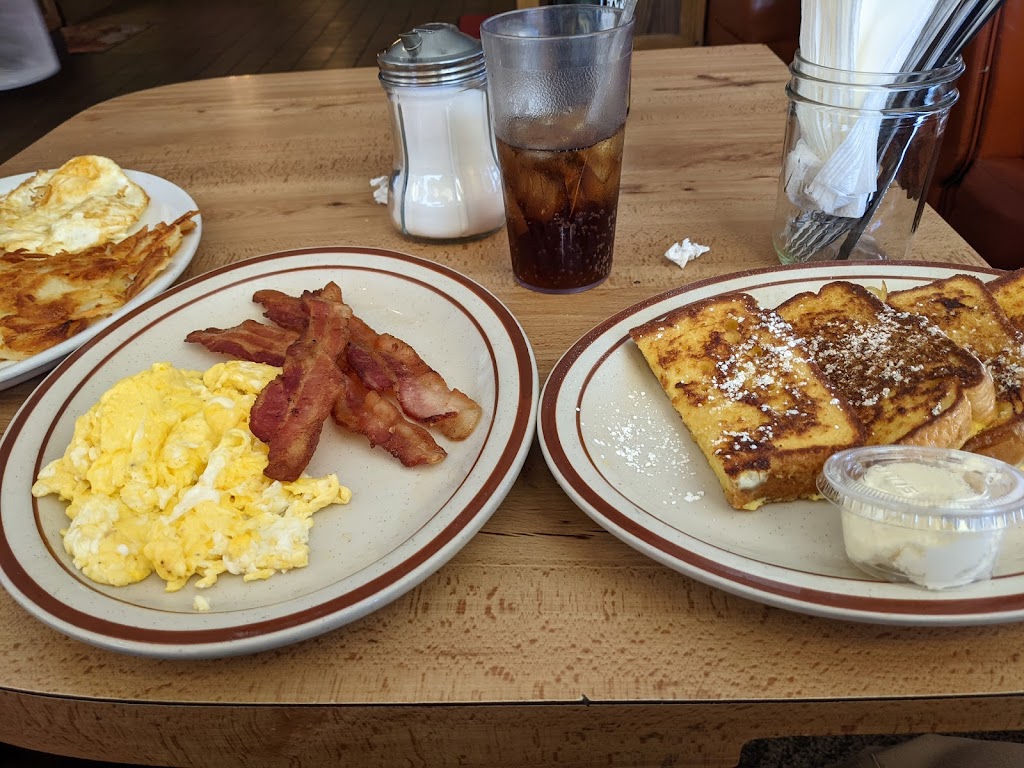 Golden Star Restaurant | 2001 E Carson St, Long Beach, CA 90807, USA | Phone: (562) 426-8869 Golden Star Restaurant | 2001 E Carson St, Long Beach, CA 90807, USA | Phone: (562) 426-8869