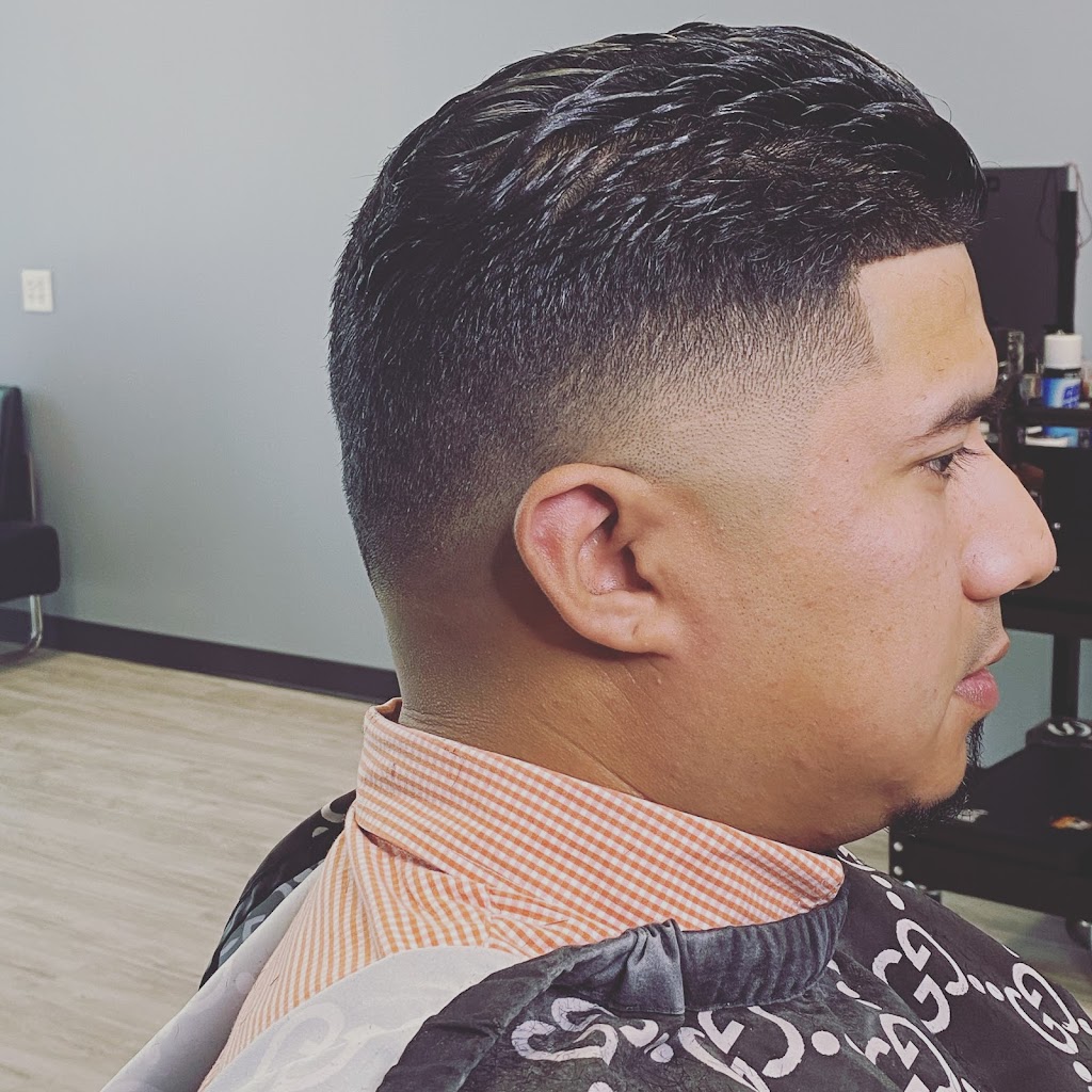 Mikes Barber Shop | 21920 FM1314 Suite 400, Porter, TX 77365, USA | Phone: (832) 764-1200