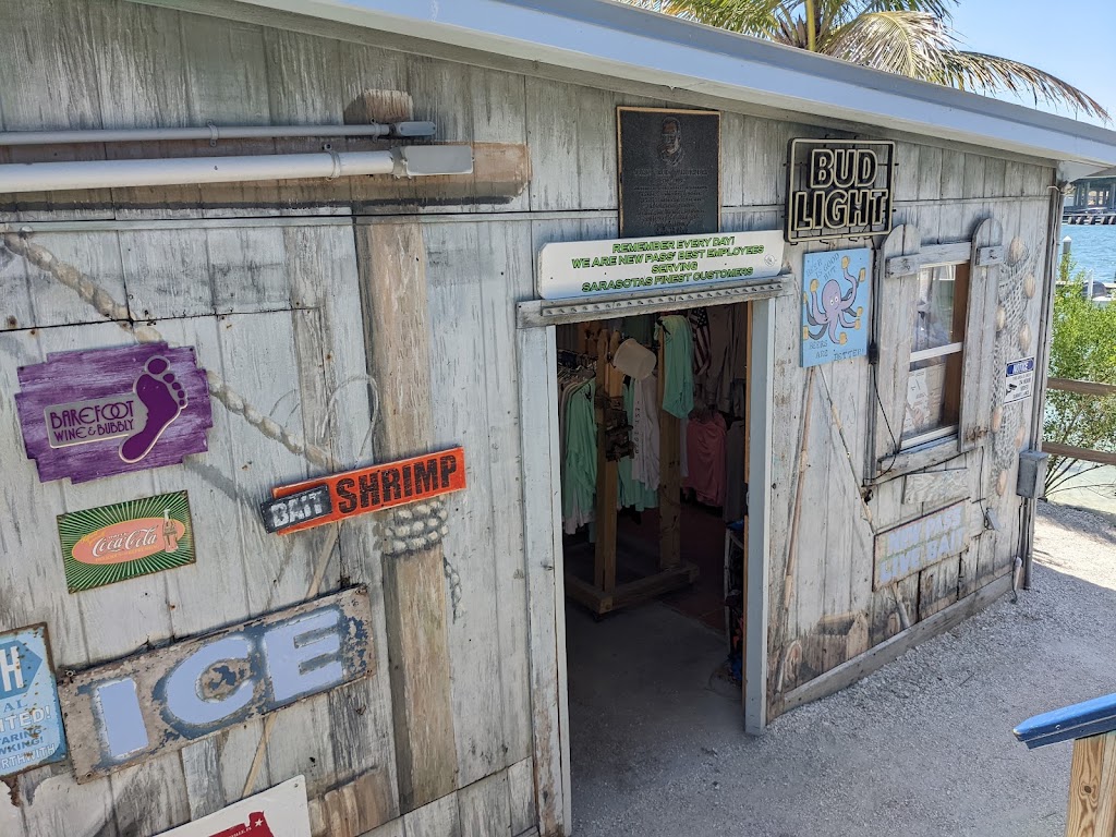 New Pass Grill & Bait Shop | 1505 Ken Thompson Pkwy, Sarasota, FL 34236, USA | Phone: (941) 388-3050