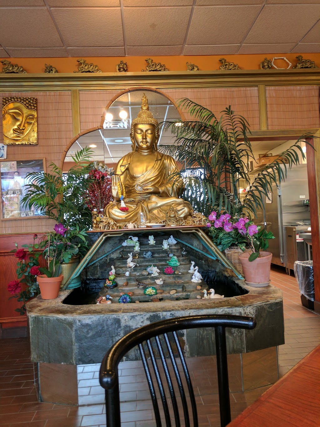 Golden Buddha Thai Cuisine | 70931 Van Dyke, Bruce Township, MI 48065, USA | Phone: (586) 752-7900