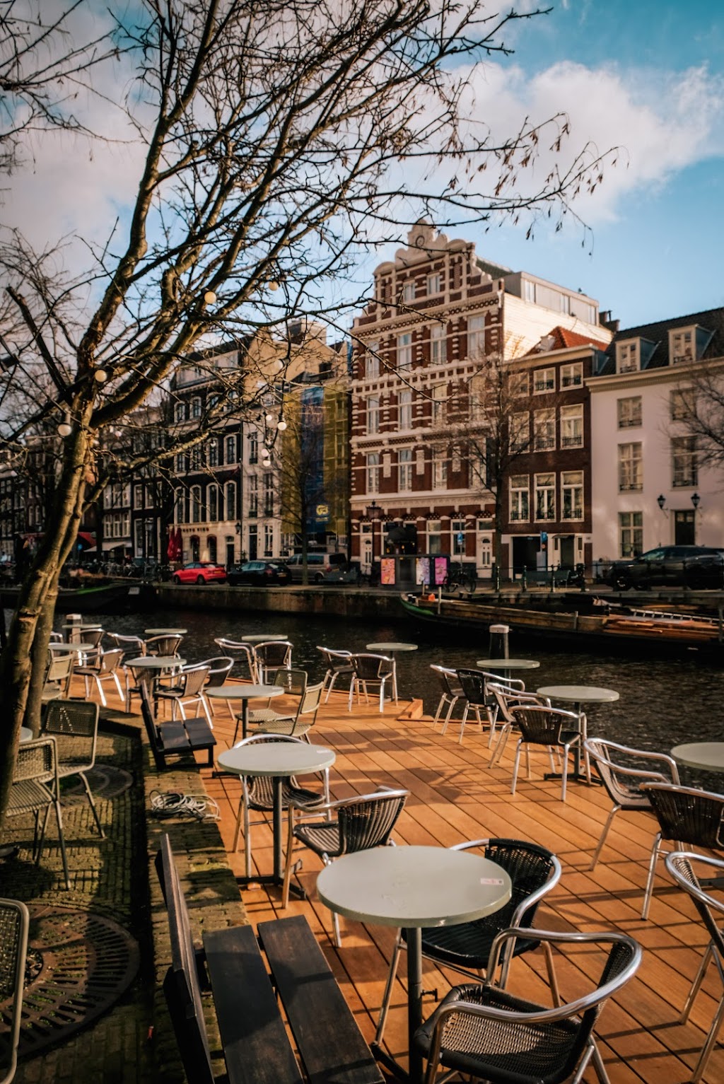 Café de Jaren | Nieuwe Doelenstraat 20-20, 1012 CP Amsterdam, Netherlands | Phone: 020 625 5771