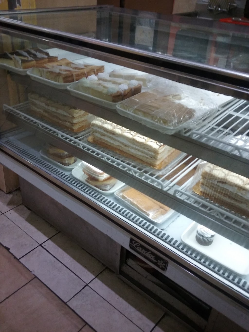 Bui Phong Bakery | 370 Keyes St, San Jose, CA 95112 | Phone: (408) 275-9323