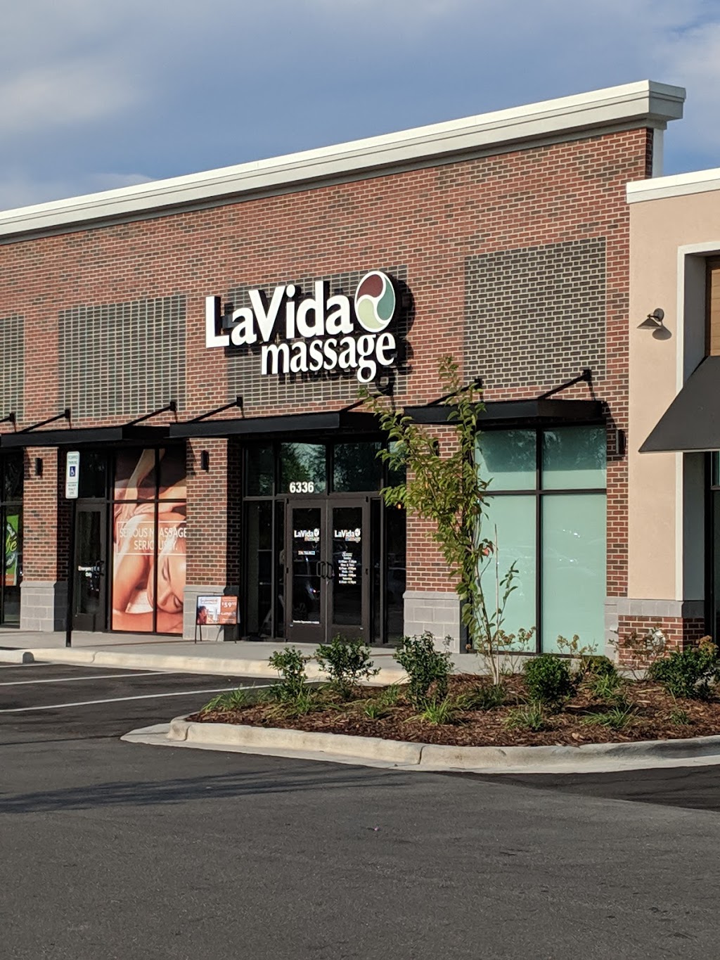 LaVida Massage | 6336 Clemmons Point Dr, Clemmons, NC 27012, USA | Phone: (336) 766-0622
