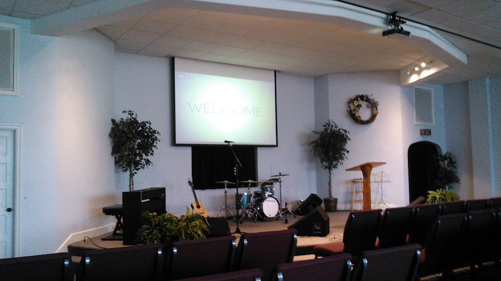 Waynesburg Bible Chapel | 800 E Greene St, Waynesburg, PA 15370, USA | Phone: (724) 852-2611