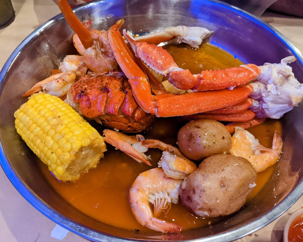 Red Hook Cajun Seafood & Bar (Winchester) | 7733 Winchester Rd, Memphis, TN 38125, USA | Phone: (901) 746-8182