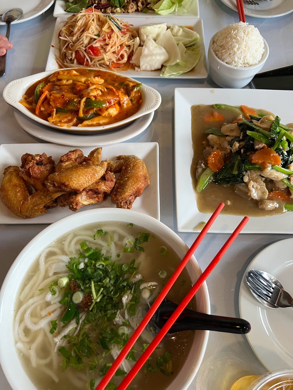 Thai Chada | Thai & Lao Restaurant | 52 Pulaski Blvd, Bellingham, MA 02019, USA | Phone: (508) 906-9999