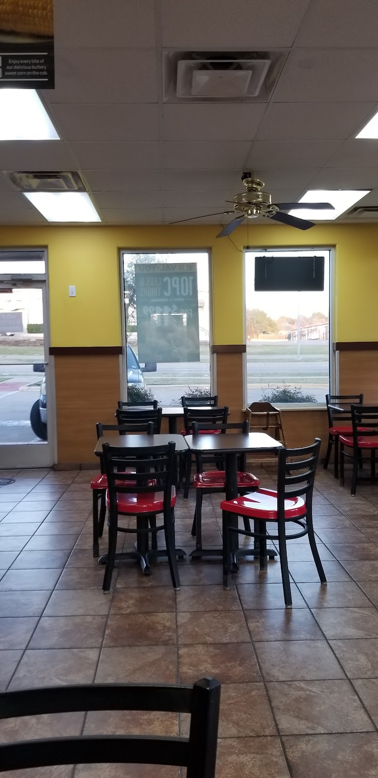 Churchs Texas Chicken | 333 S Belt Line Rd, Irving, TX 75060, USA | Phone: (972) 986-1858