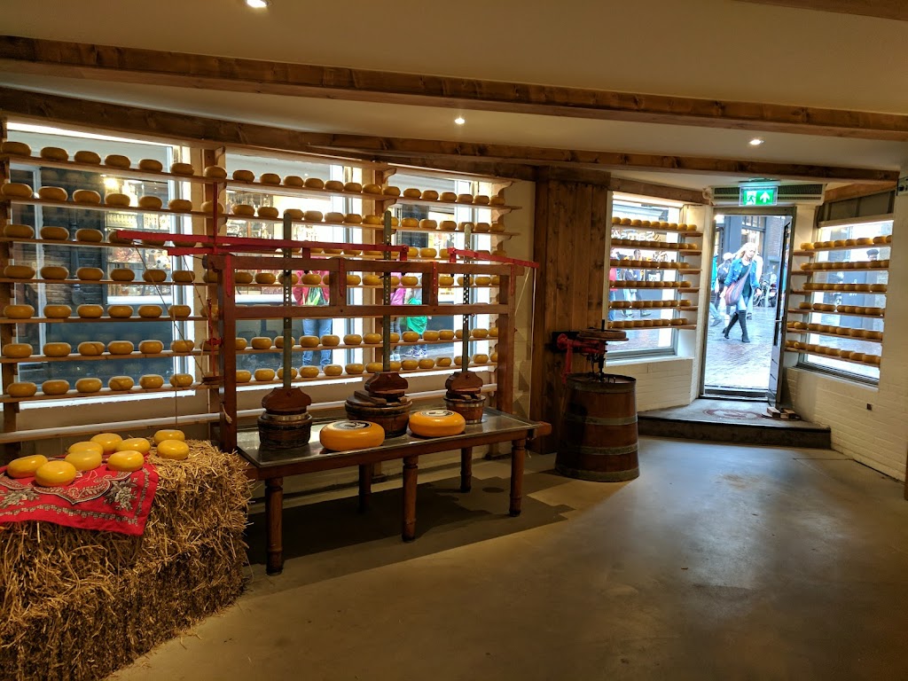 Amsterdam Cheese Company | Leidsestraat 2, 1017 PA Amsterdam, Netherlands | Phone: 020 422 7028