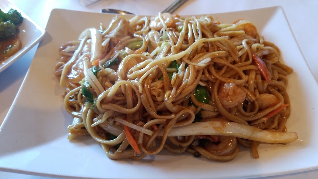 Tasty Cuisine Chinese Restaurant - 著名粵菜城 | 1225 Elmhurst Rd, Des Plaines, IL 60018, USA | Phone: (847) 228-7733