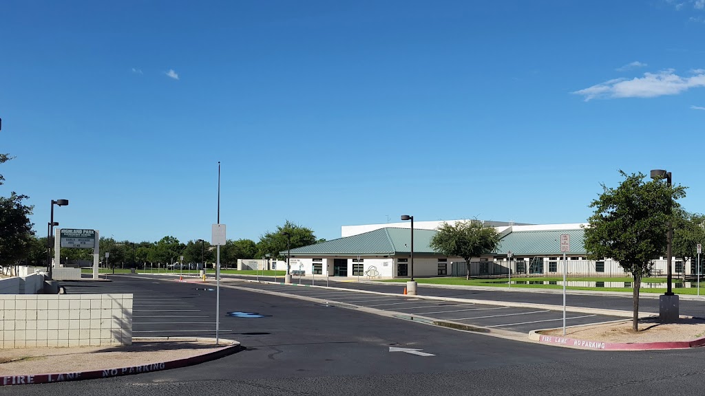 Highland Park Elementary School | 230 N Cole Dr, Gilbert, AZ 85234, USA | Phone: (480) 832-3034 Highland Park Elementary School | 230 N Cole Dr, Gilbert, AZ 85234, USA | Phone: (480) 832-3034