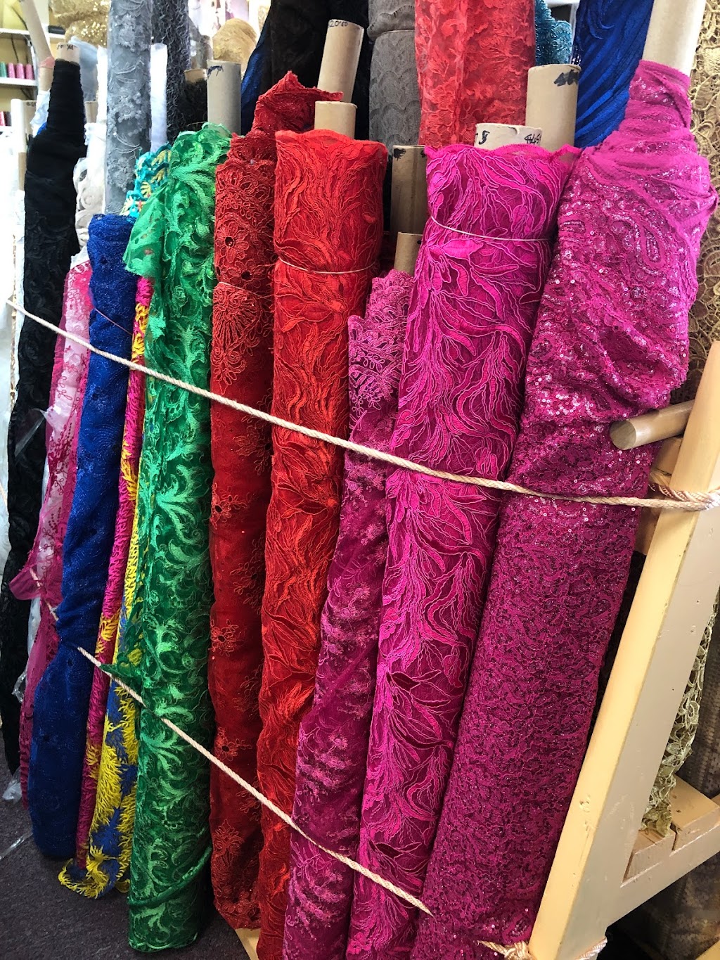 S&S Fabrics | 4553 N University Dr, Lauderhill, FL 33351, USA | Phone: (954) 316-6677