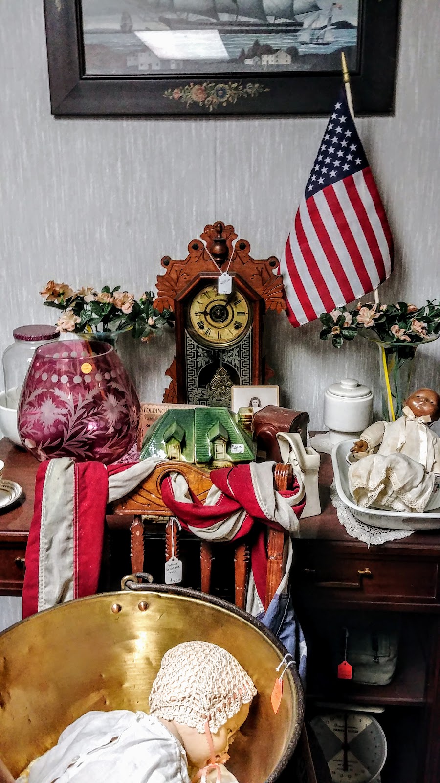 Country Stroll Antiques & Ye Olde Coin Shoppe | 2141 Morgantown Rd Route 119, Uniontown, PA 15401, USA | Phone: (724) 438-2700