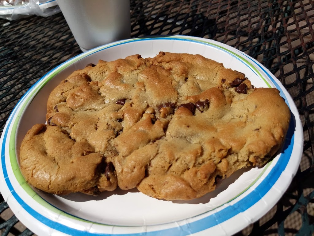 Mt Lemmon Cookie Cabin | 12781 N Sabino Canyon Park, Mt Lemmon, AZ 85619, USA | Phone: (520) 576-1010