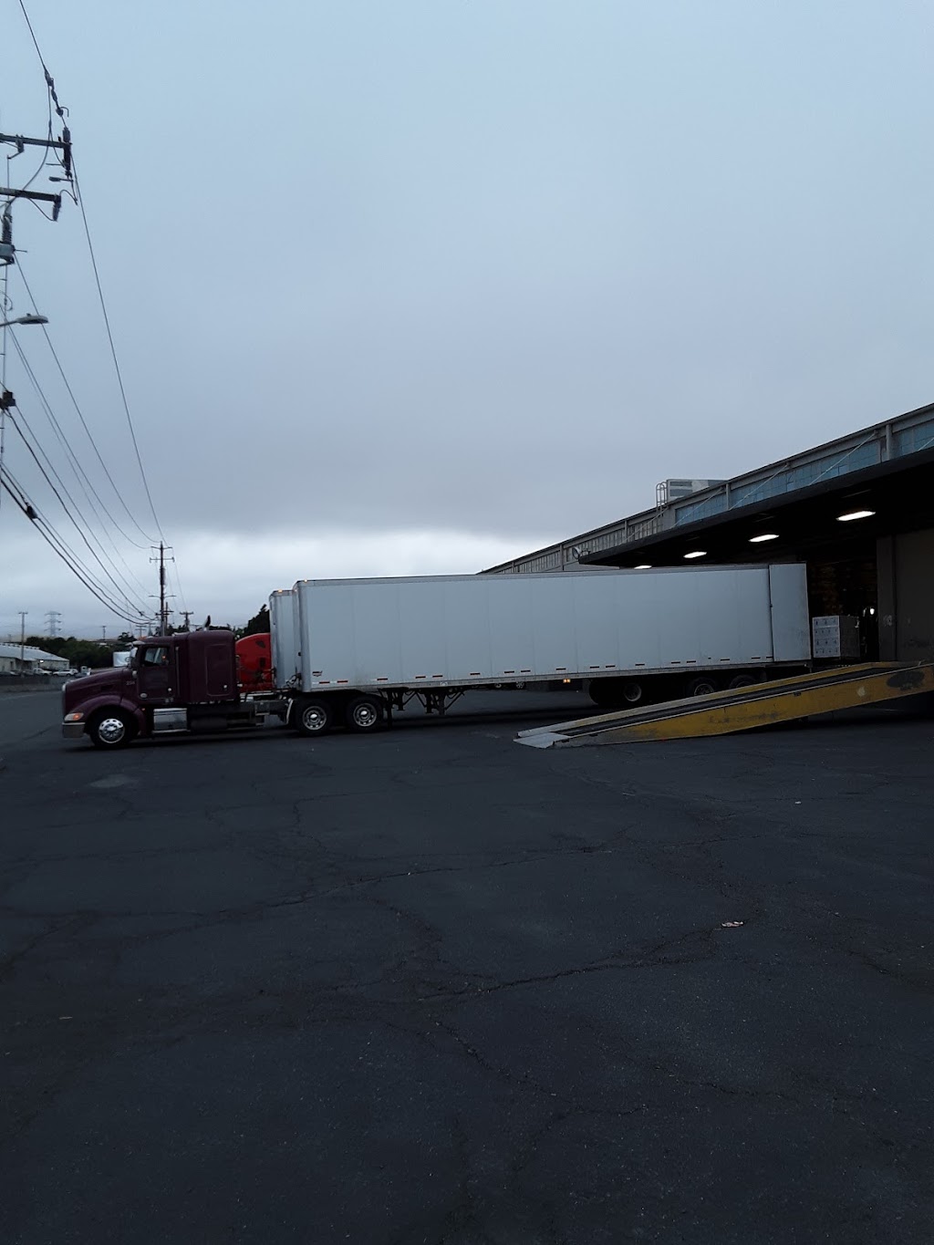 Santa Clara Warehouses Inc | 363 Industrial Ct, Benicia, CA 94510, USA | Phone: (707) 748-0295