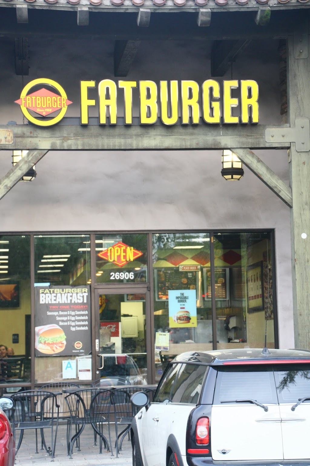 Fatburger | 26906 The Old Rd, Valencia, CA 91355, USA | Phone: (661) 290-2523