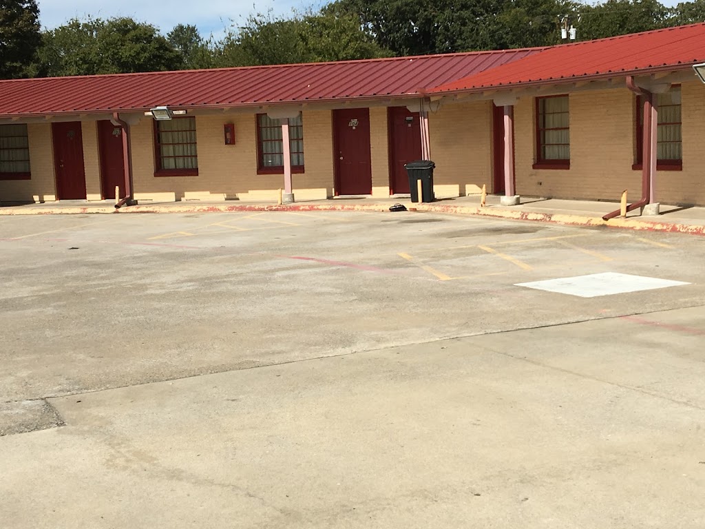 Budget Inn Greenville | 1600 I-30 Frontage Rd, Greenville, TX 75402, USA | Phone: (903) 454-6390