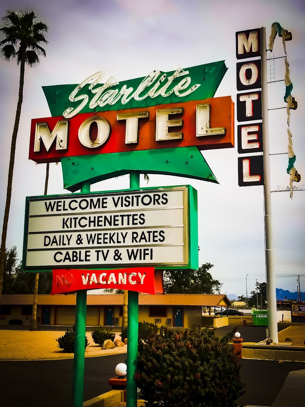 Starlite Motel | 2710 E Main St, Mesa, AZ 85213, USA | Phone: (480) 964-2201