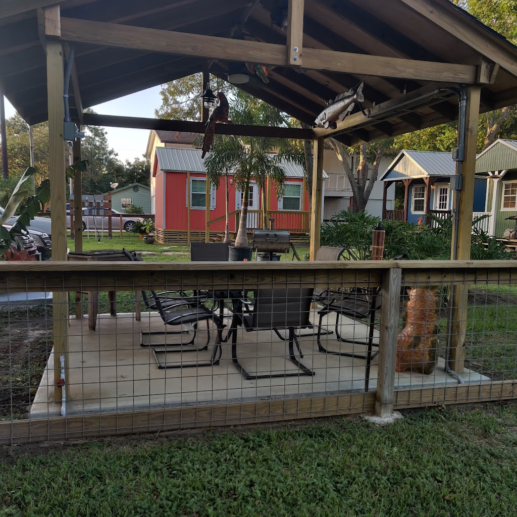 D&D Cottages By The Bay | 4119 Houx St, Bacliff, TX 77518, USA | Phone: (713) 894-1120