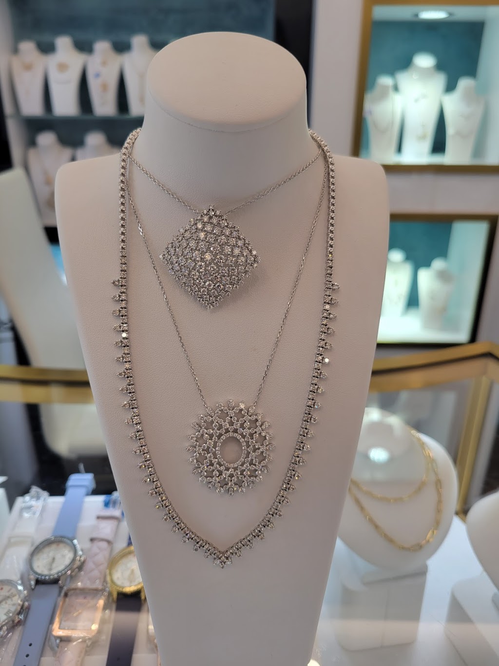 Simcha Jewelry Center | 31 Jefferson Ave, Spring Valley, NY 10977, USA | Phone: (845) 354-7300