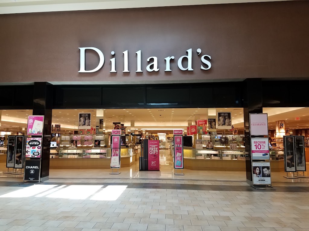 Dillards | 3265 W Market St, Akron, OH 44333, USA | Phone: (330) 867-3300