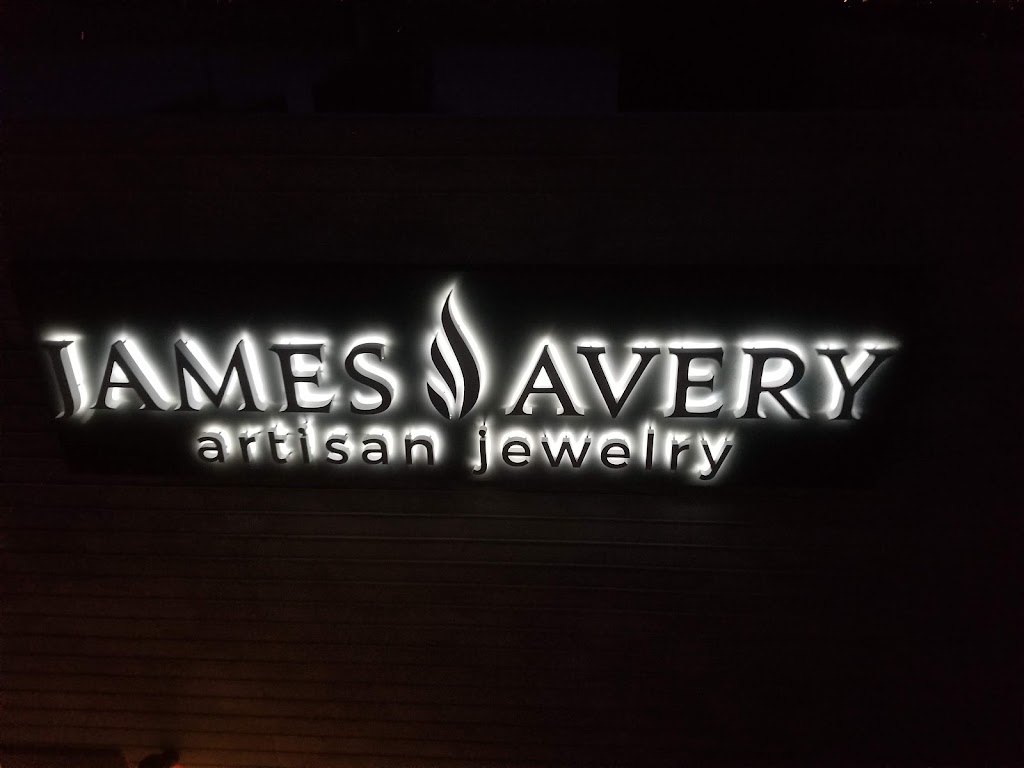 James Avery Artisan Jewelry | 164 Belterra Vlg Wy Suite Y100, Austin, TX 78737, USA | Phone: (512) 582-6991