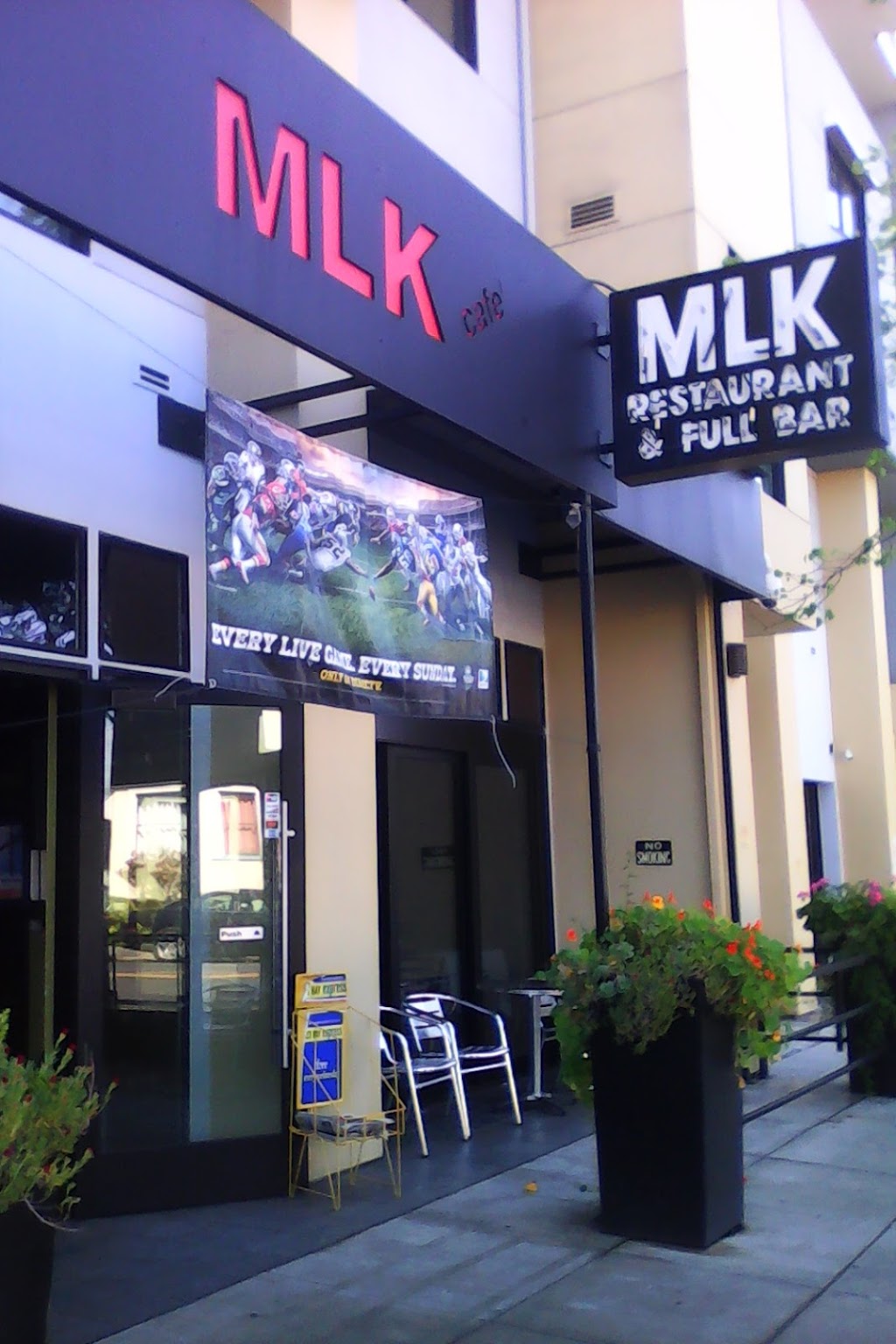 MLK Cafe | 3860 Martin Luther King Jr Way, Oakland, CA 94609, USA | Phone: (510) 450-0600