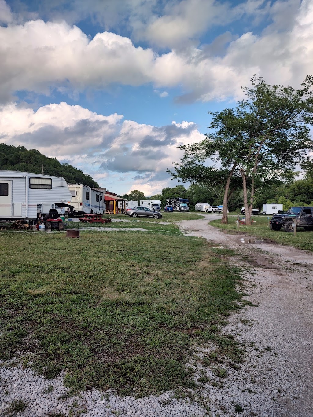 Licking River RV Campground | 302 KY-22, Falmouth, KY 41040, USA | Phone: (859) 991-1860