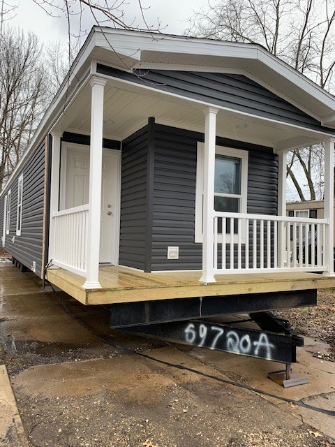 River Oaks MHC | 211 Arhaven Dr, Newton Falls, OH 44444, USA | Phone: (330) 872-7682