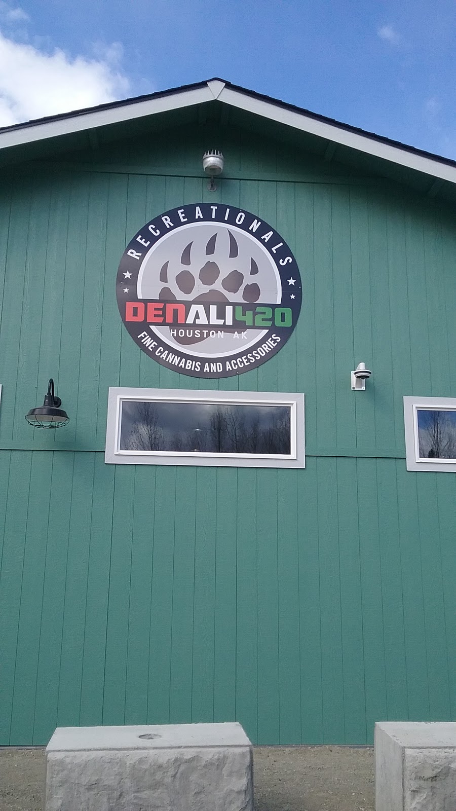 Denali 420 Recreationals | 2876 Rex St, Houston, AK 99694 | Phone: (907) 892-9333