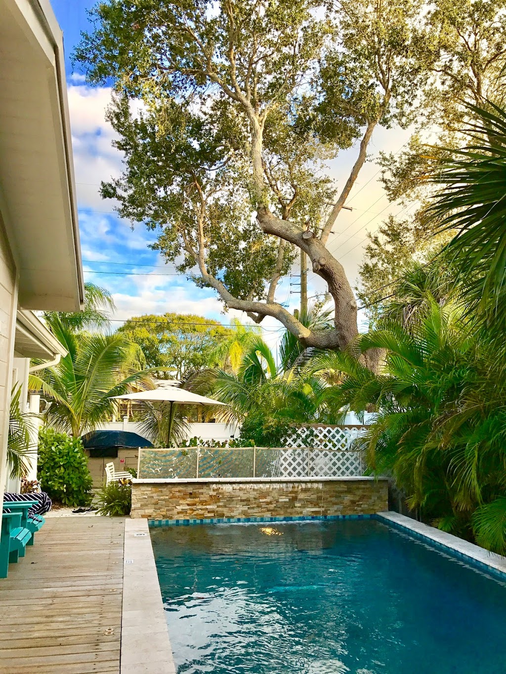 Sea Palm Cottages | 5408 Plaza De Las Palmas, Sarasota, FL 34242, USA | Phone: (310) 614-4137