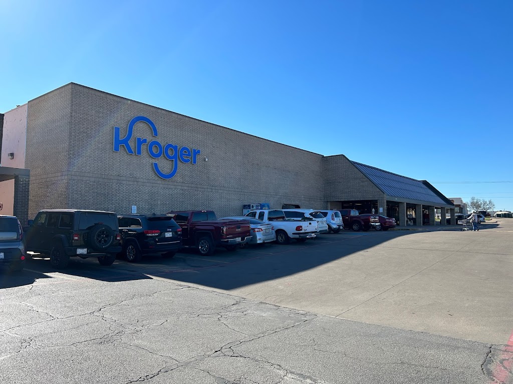 Kroger | 1617 W Henderson St, Cleburne, TX 76033, USA | Phone: (817) 641-0771