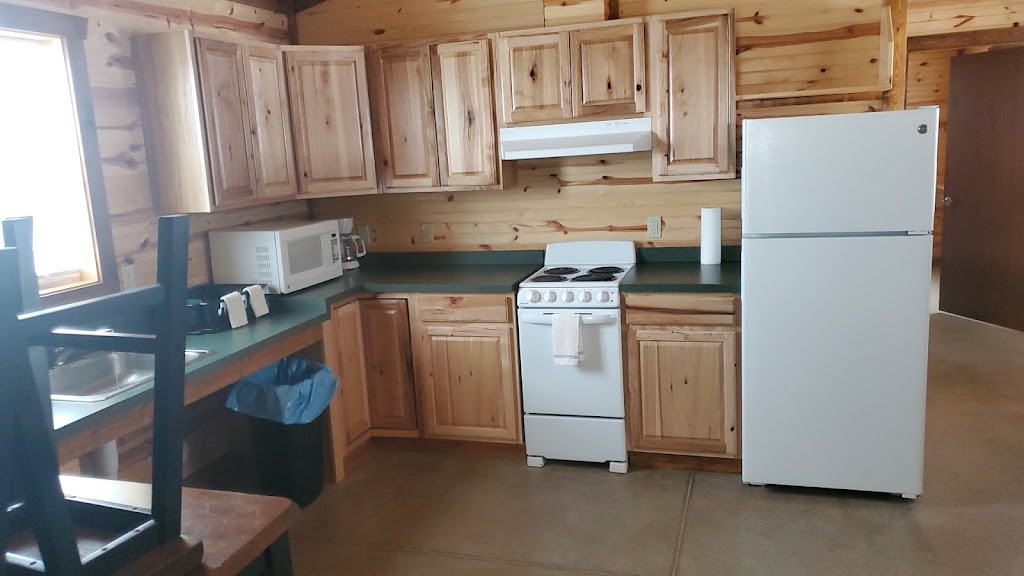 Walleye Cabin #11 | Mt Hope, KS 67108, USA | Phone: (316) 542-3664