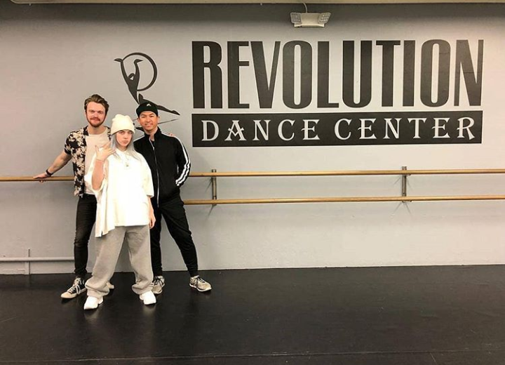 Revolution Dance Center | 2287 Honolulu Ave, Montrose, CA 91020, USA | Phone: (818) 249-1100
