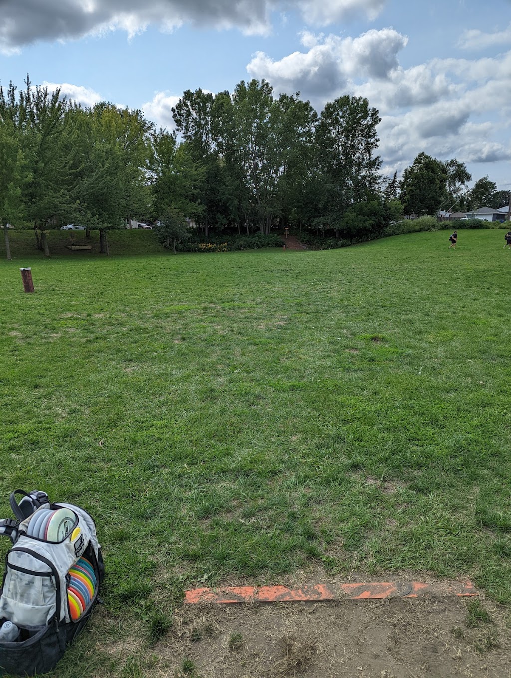 Hillcrest Knoll Park | 1672 Hoyt Ave E, St Paul, MN 55106, USA | Phone: (651) 632-5111