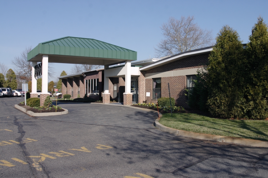 The Manor Health and Rehabilitation Center - CentraState | 689 W Main St, Freehold, NJ 07728, USA | Phone: (732) 431-5200