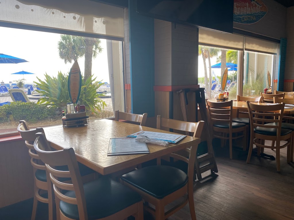 Bermudas Restaurant | 5500 Gulf Blvd, St Pete Beach, FL 33706, USA | Phone: (727) 363-2341