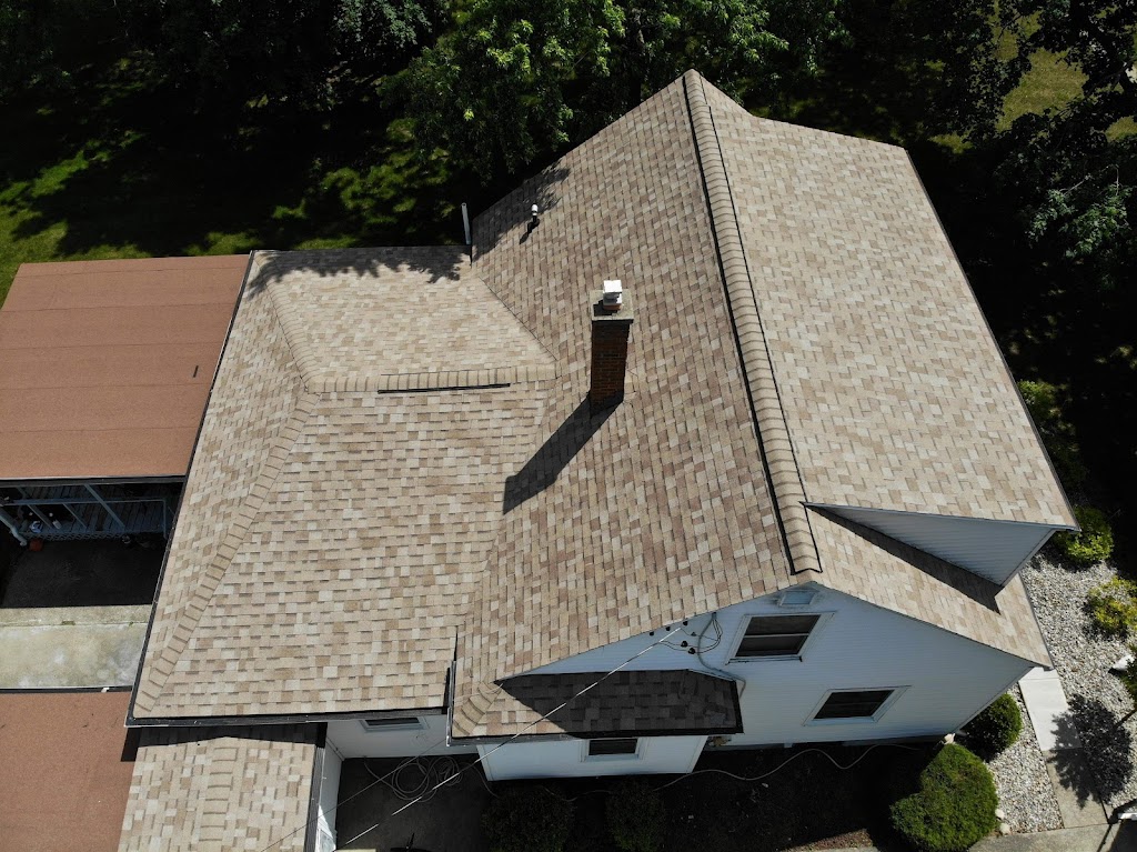 Quality Roofing Tecumseh | 1351 E Monroe Rd, Tecumseh, MI 49286, USA | Phone: (517) 920-9644