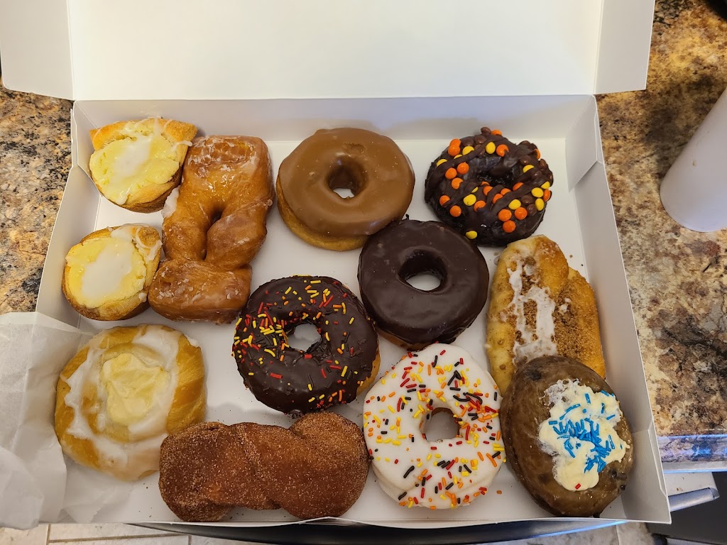 Pop’s Donuts | 1154 OH-131, Milford, OH 45150, USA | Phone: (513) 340-4592