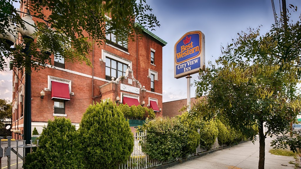 City View Inn | 3317 Greenpoint Ave, Queens, NY 11101, USA | Phone: (718) 392-8400