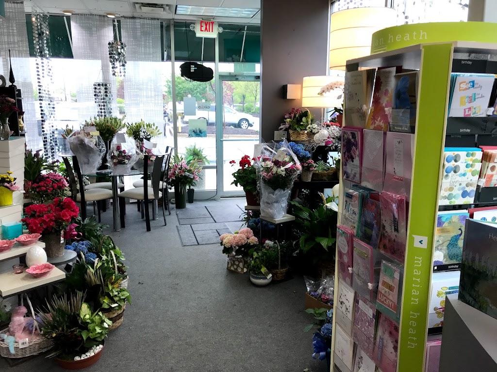 Schroeters Flowers & Gifts | 33230 W 12 Mile Rd, Farmington, MI 48334, USA | Phone: (248) 553-2222