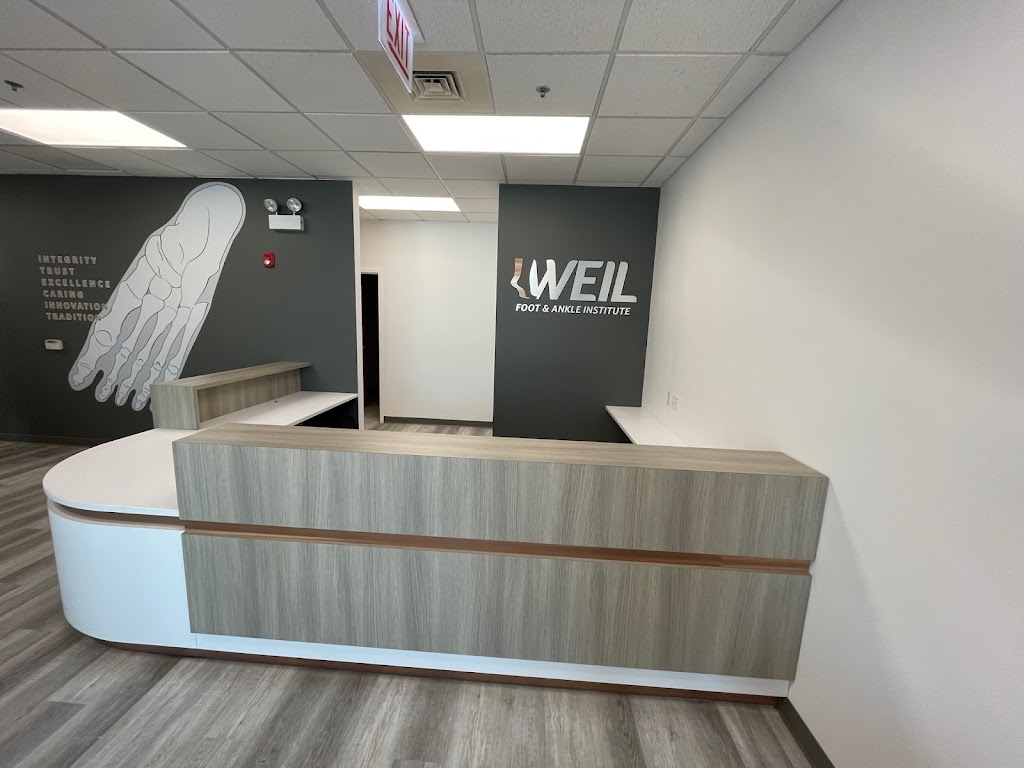 Weil Foot & Ankle Institute | 18425 W Creek Dr Suite C, Tinley Park, IL 60477, USA | Phone: (847) 613-1902