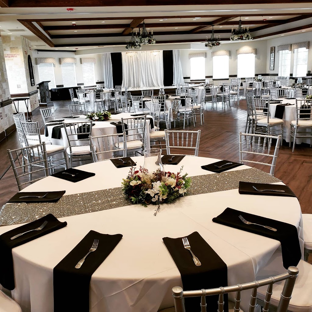 The Oaks Event Center | 13765 Southern Oaks Dr, Burleson, TX 76028 | Phone: (817) 731-2547