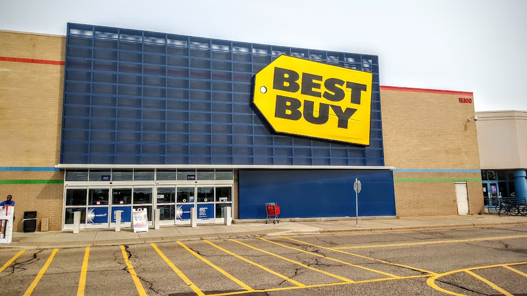 Best Buy | 15300 Cedar Ave, Apple Valley, MN 55124 | Phone: (952) 431-2466