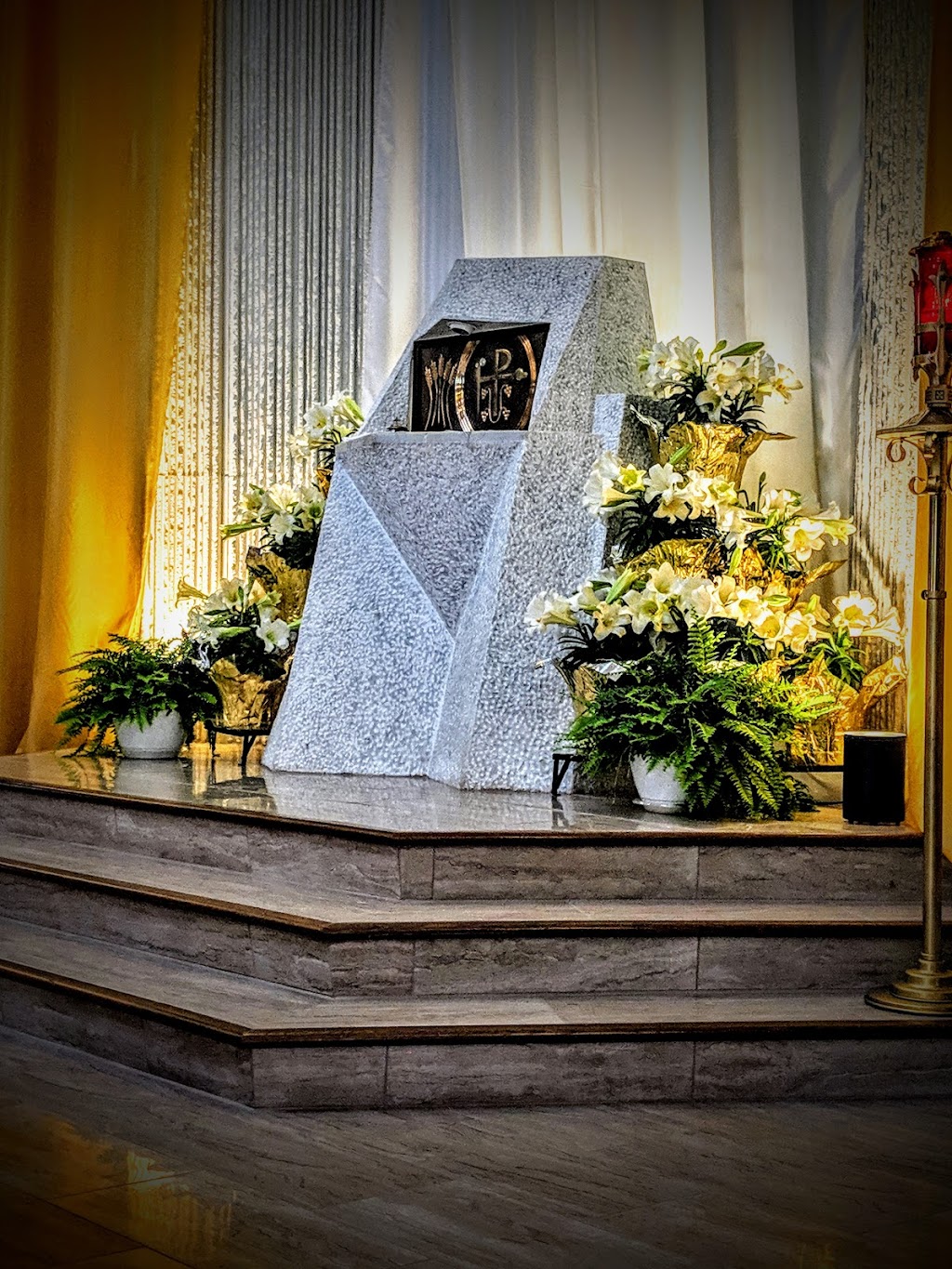 St Amelias RC Church | 210 St Amelia Dr, Tonawanda, NY 14150, USA | Phone: (716) 836-0011