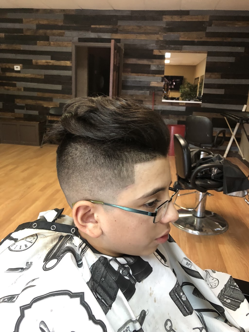 Vintage Barber’s Inc | 203 St Petersburg Dr E, Oldsmar, FL 34677, USA | Phone: (813) 743-1366