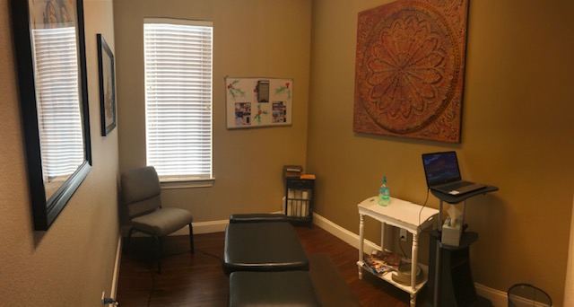 Dr Gideon Traweek | 3625 Western Center Blvd, Fort Worth, TX 76137, USA | Phone: (817) 498-7333