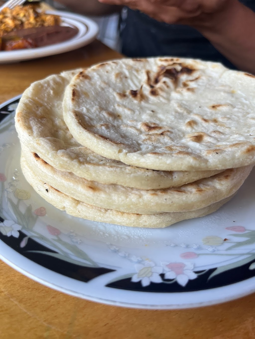 Saborcito pupusas | 183 Rd 3542, Cleveland, TX 77327, USA | Phone: (281) 825-2237