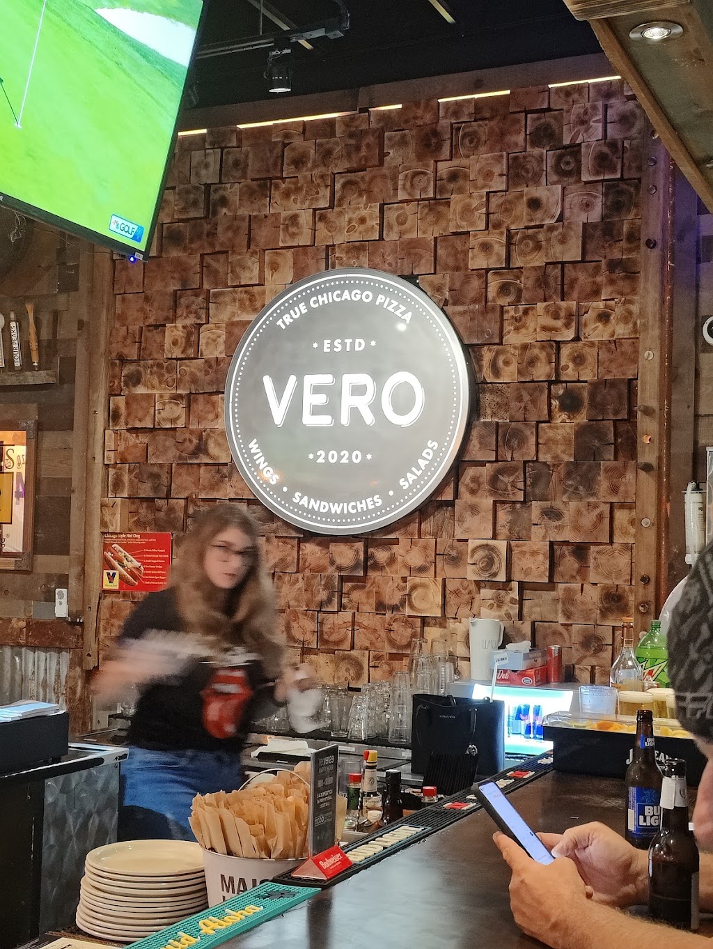 Vero Chicago Pizza | 40975 N Ironwood Rd, San Tan Valley, AZ 85140, USA | Phone: (480) 292-8686